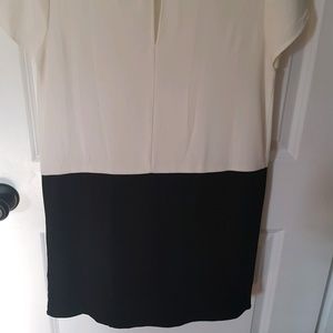 Forever 21 Dresses - Forever 21 White/Black Shift Dress Forever 21 Dresses - Forever 21 White/Black Shift Dress